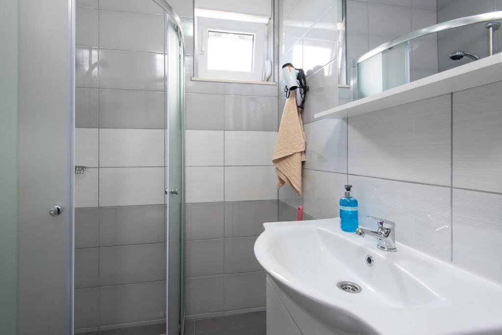 Harfa 1 Apartment *