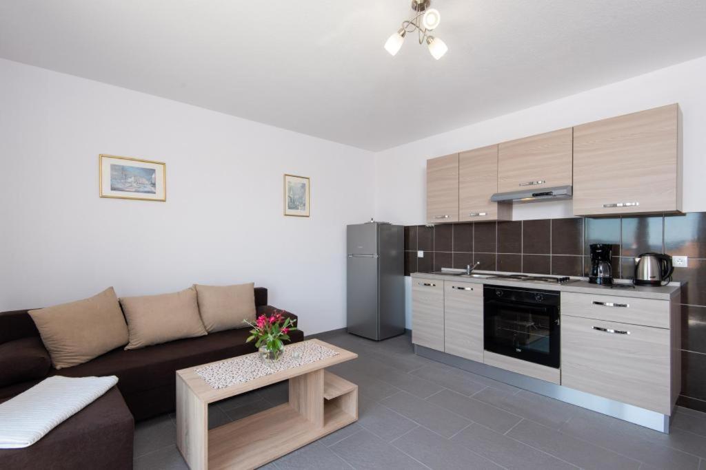 Apartment Harfa 1 Orebic